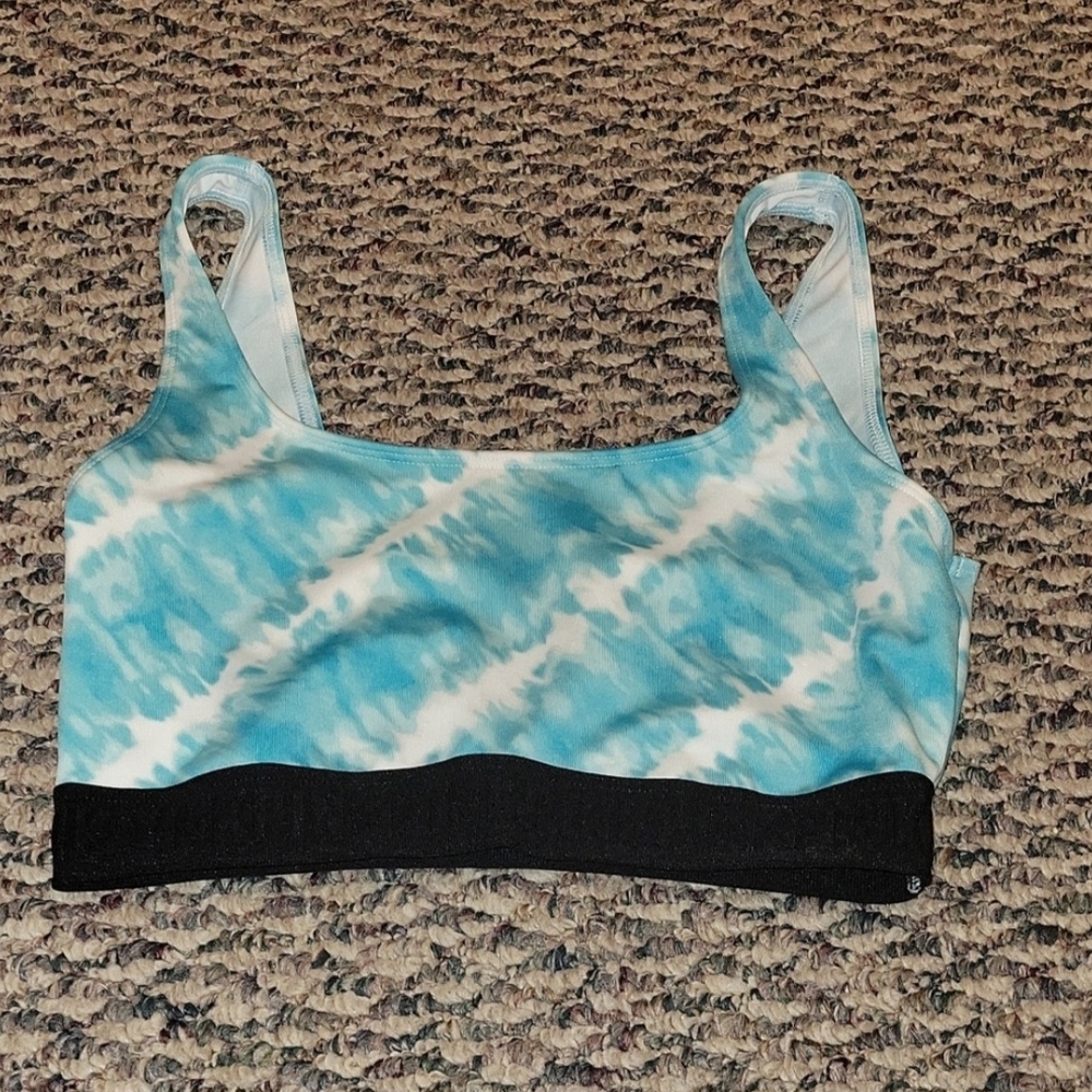 PINK Victoria's Secret Ultimate Bra in Blue and White
